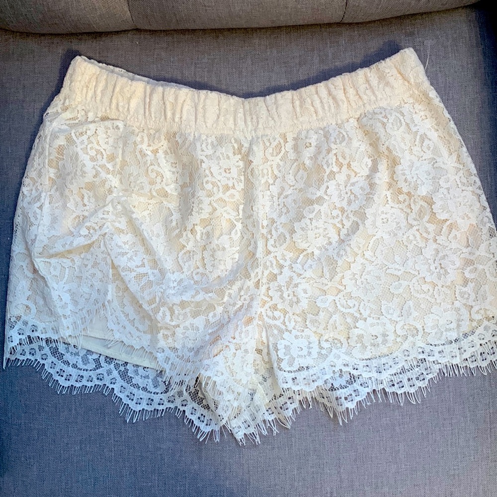 Womens Lacy shorts